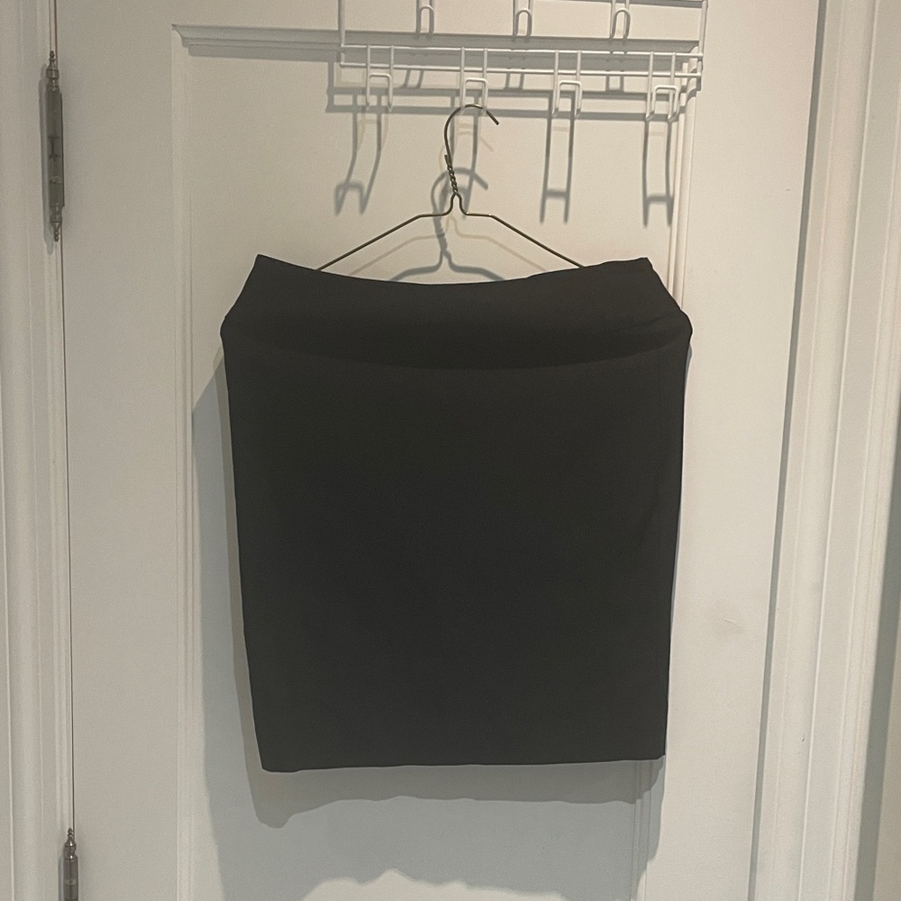 George Classic Black Mini Skirt 👵MT
